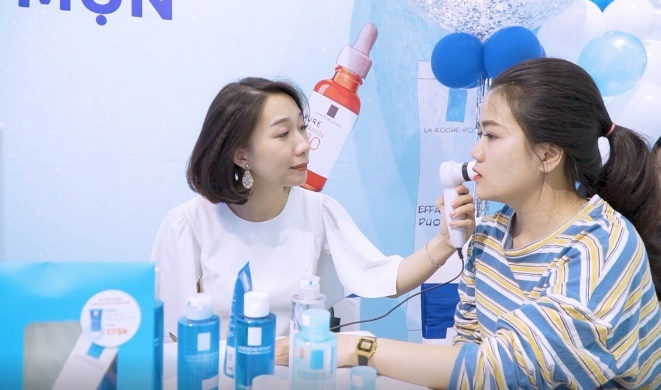 Workshop cua thuong hieu my pham Coco Shop hut hang tram ban tre hinh anh