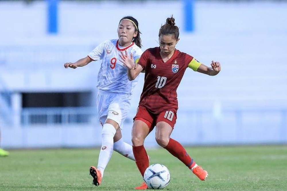 Nu cau thu Viet Nam nao se ghi ban dau tien trong tran gap Thai Lan? hinh anh
