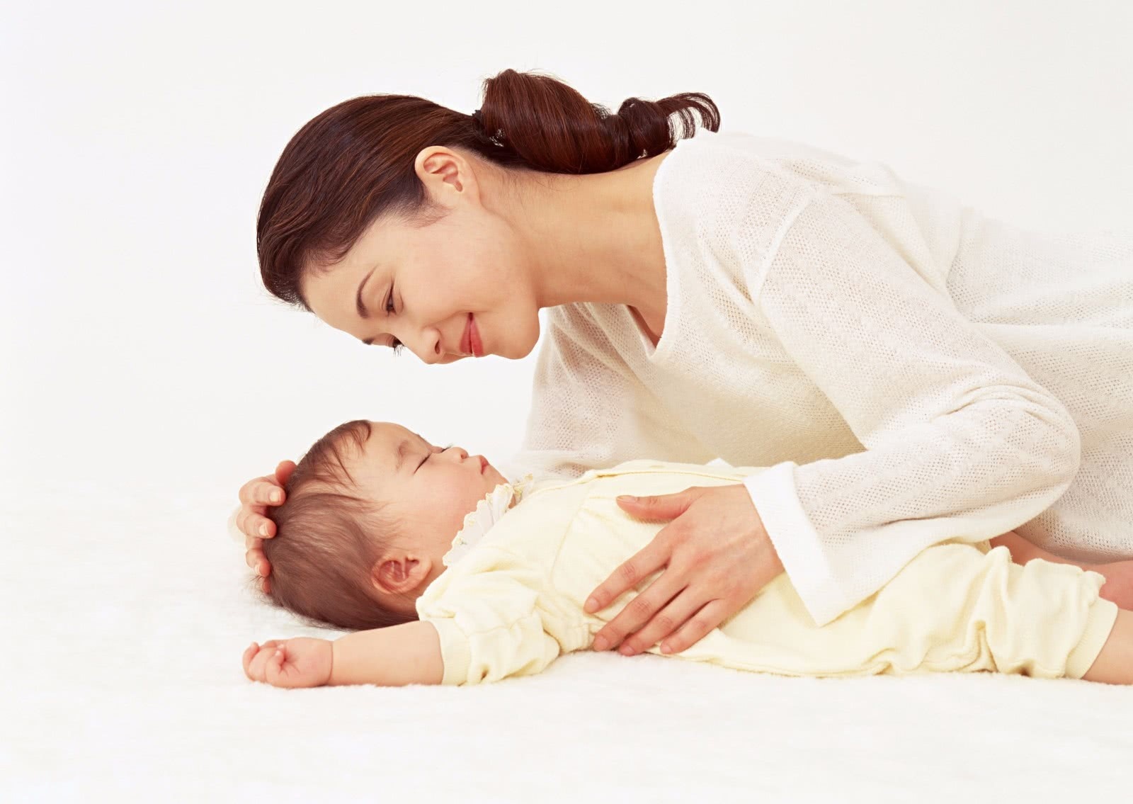 dưỡng môi ảnh 1 duong moi anh 1