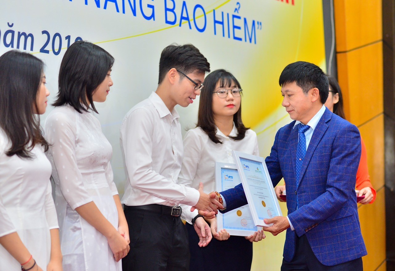 Bao hiem PTI dau tu phat trien ben vung nguon nhan luc hinh anh