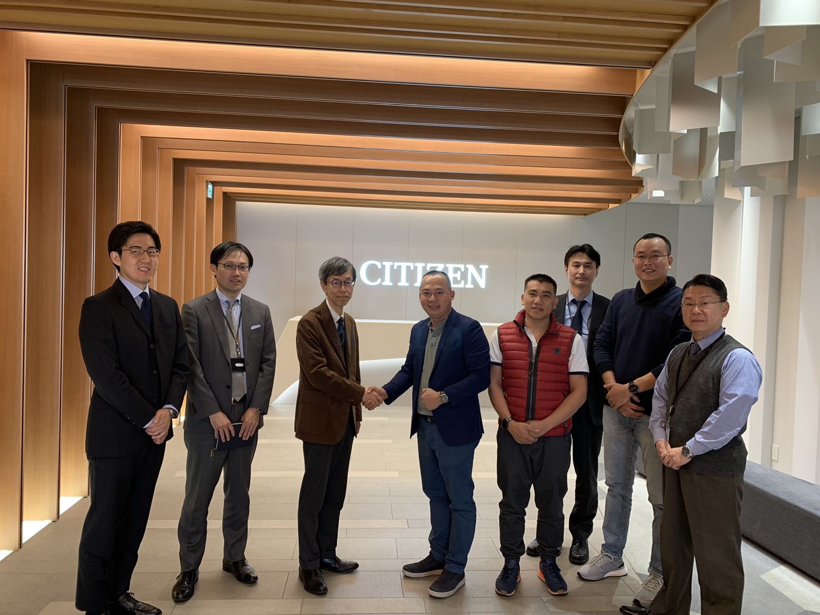 The Gioi Di Dong anh 2