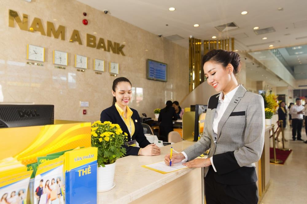 Nam A Bank nhan giai 'Ngan hang tieu bieu ve tin dung xanh' hinh anh