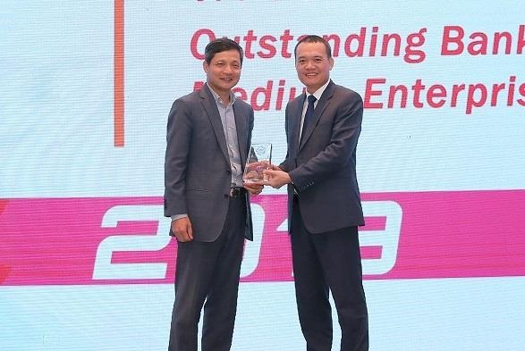 MB nhan cu dup giai thuong tai VOBA 2019 hinh anh