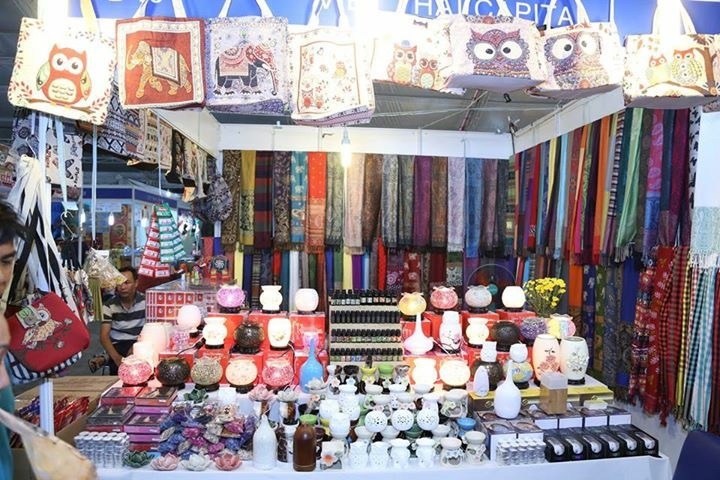 Mua sắm và ẩm thực hàng Việt Nam - Thái Lan 2019 ảnh 2 Mua sam va am thuc hang Viet Nam - Thai Lan 2019 anh 2