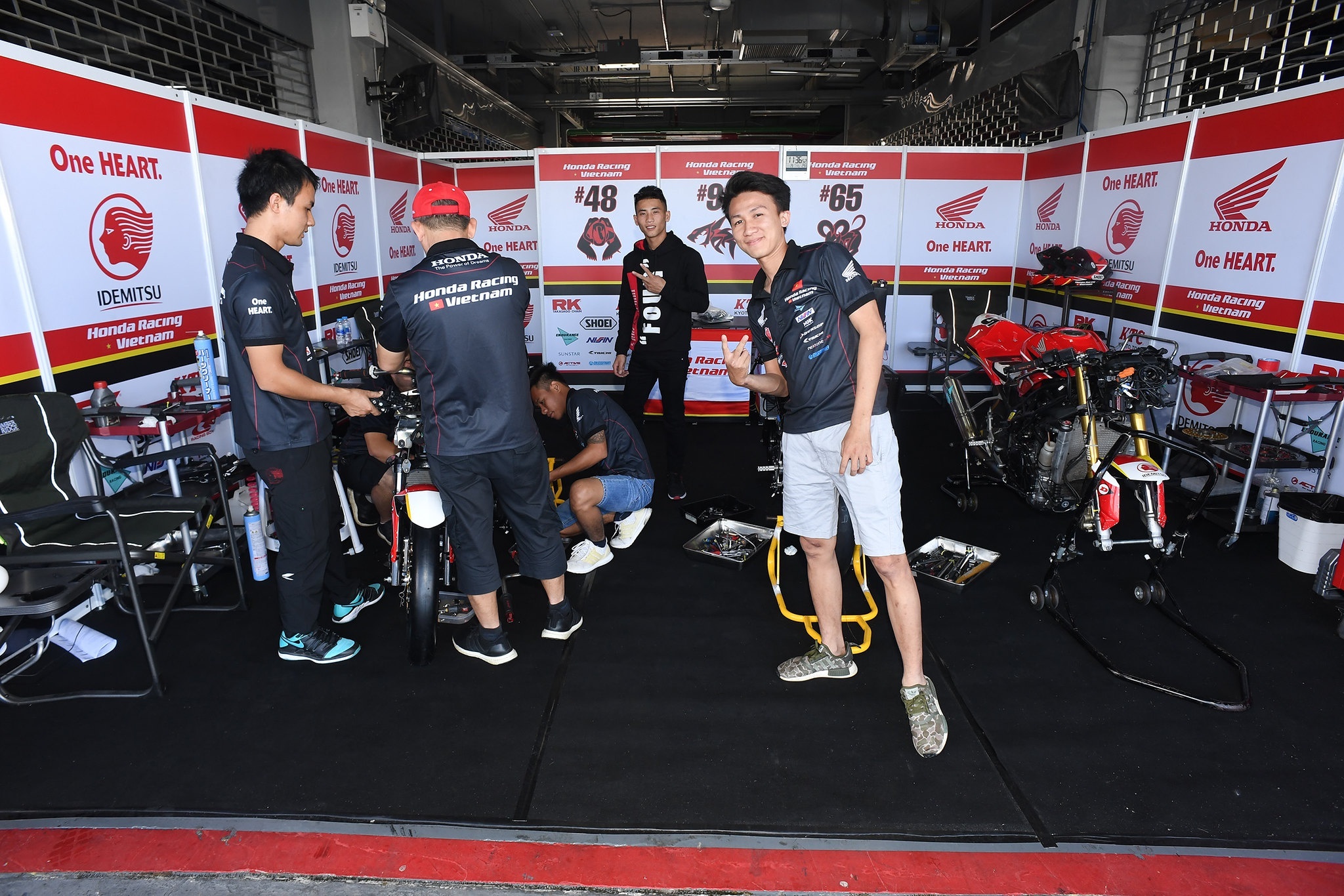 dua xe the thao anh 10