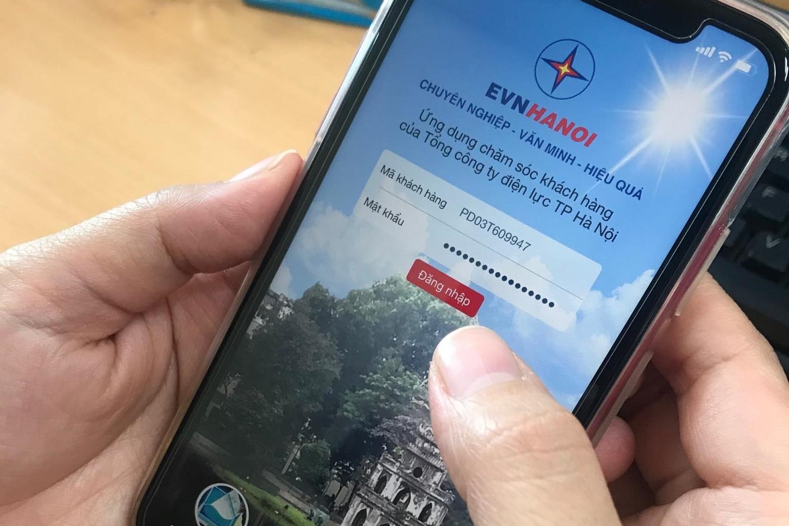 'Tai app lien tay, nhan ngay tien thuong' voi EVNHANOI hinh anh