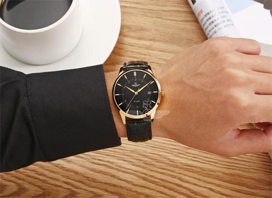 Hau Black Friday, The Gioi Di Dong van uu dai mua 2 tinh tien mot hinh anh