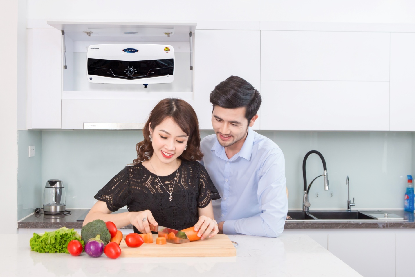 Dung binh nuoc nong sai cach gay ra tac hai gi? hinh anh
