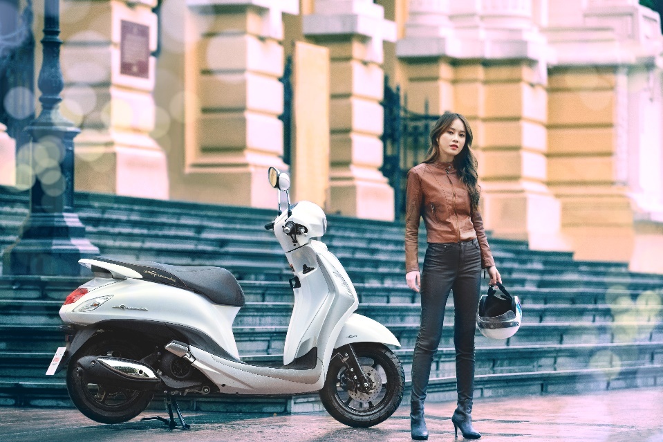Yamaha chi 100 ty dong li xi khach hang mua xe hinh anh