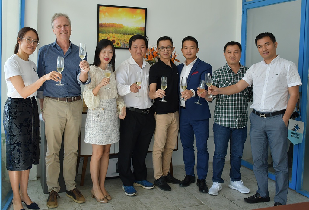 Hoayeuthuong.com nhan khoan dau tu 28 ty dong hinh anh