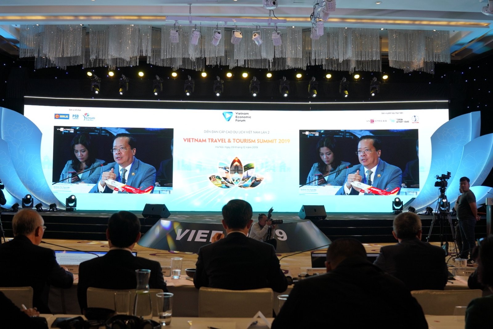 cach phat trien hang khong anh 2