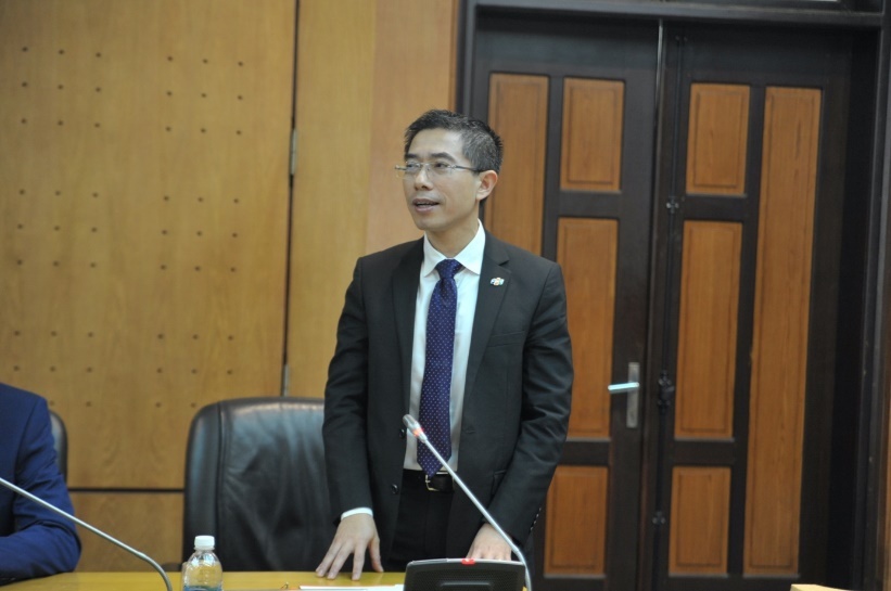 Vietnam Airlines anh 4