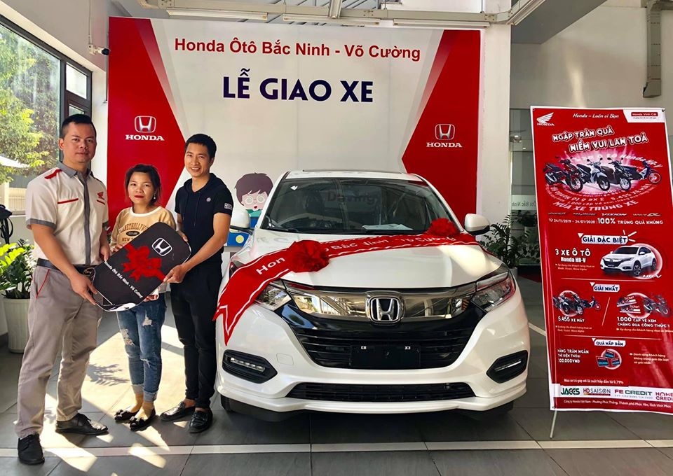 Honda Viet Nam tung uu dai mua xe may Vision trung oto HR-V hinh anh