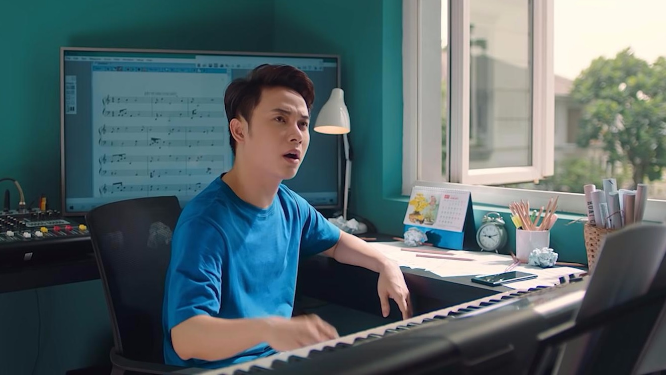 Truc Nhan lam MV lem linh, bat mi bi kip ‘an Tet lon’ day tieng cuoi hinh anh