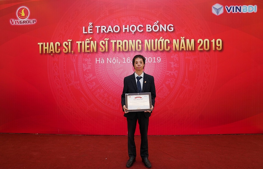 Vingroup tai tro 1 trieu USD dao tao thac si, tien si hinh anh