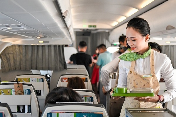 Chien luoc giu khach cua cac hang hang khong dip can Tet hinh anh