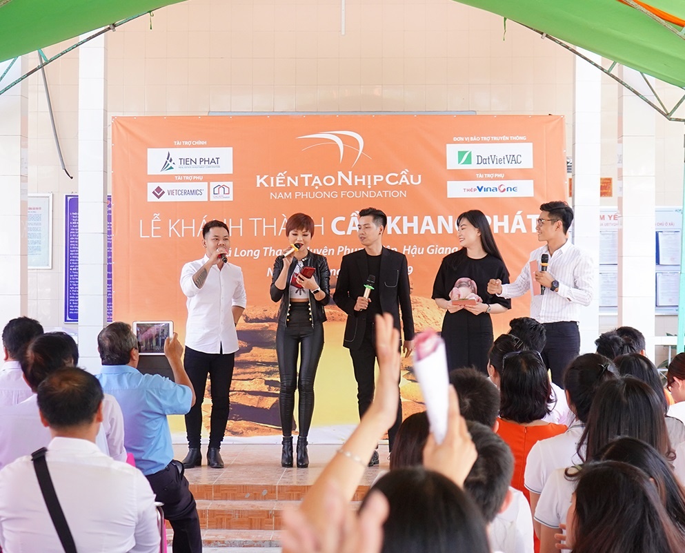 Quy thien nguyen Nam Phuong anh 3