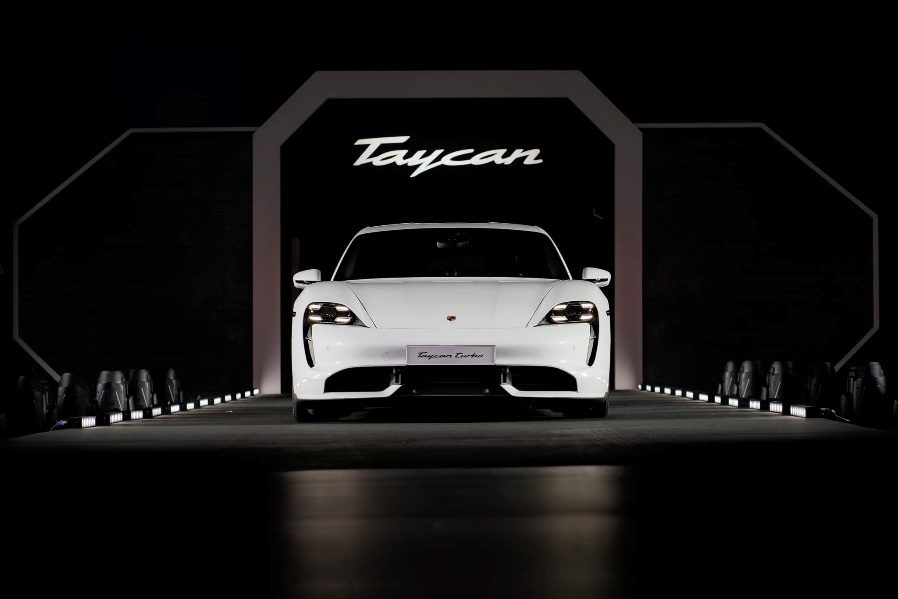 Taycan ảnh 1 Taycan anh 1