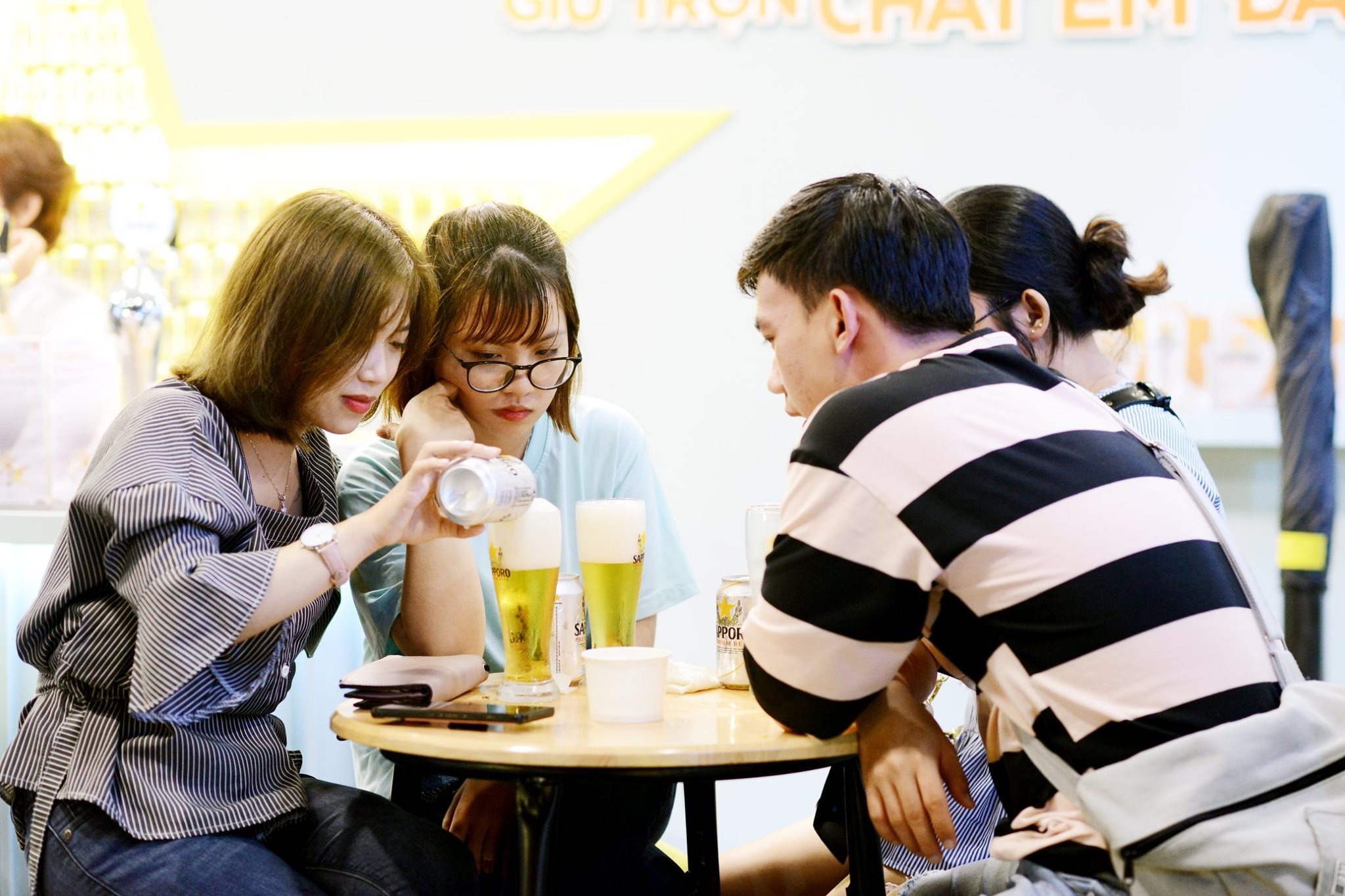 Sapporo Premium Bar anh 2