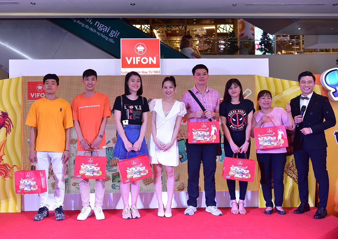 snack mi Vifon anh 4