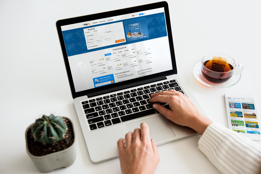 Etrip4u - ung dung dat ve may bay uy tin hinh anh