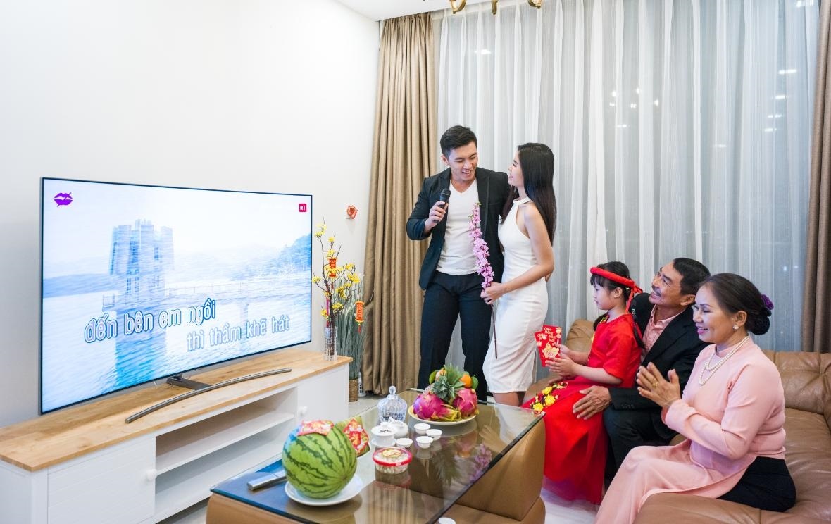 giai tri tai nha voi TV QLED Samsung anh 2