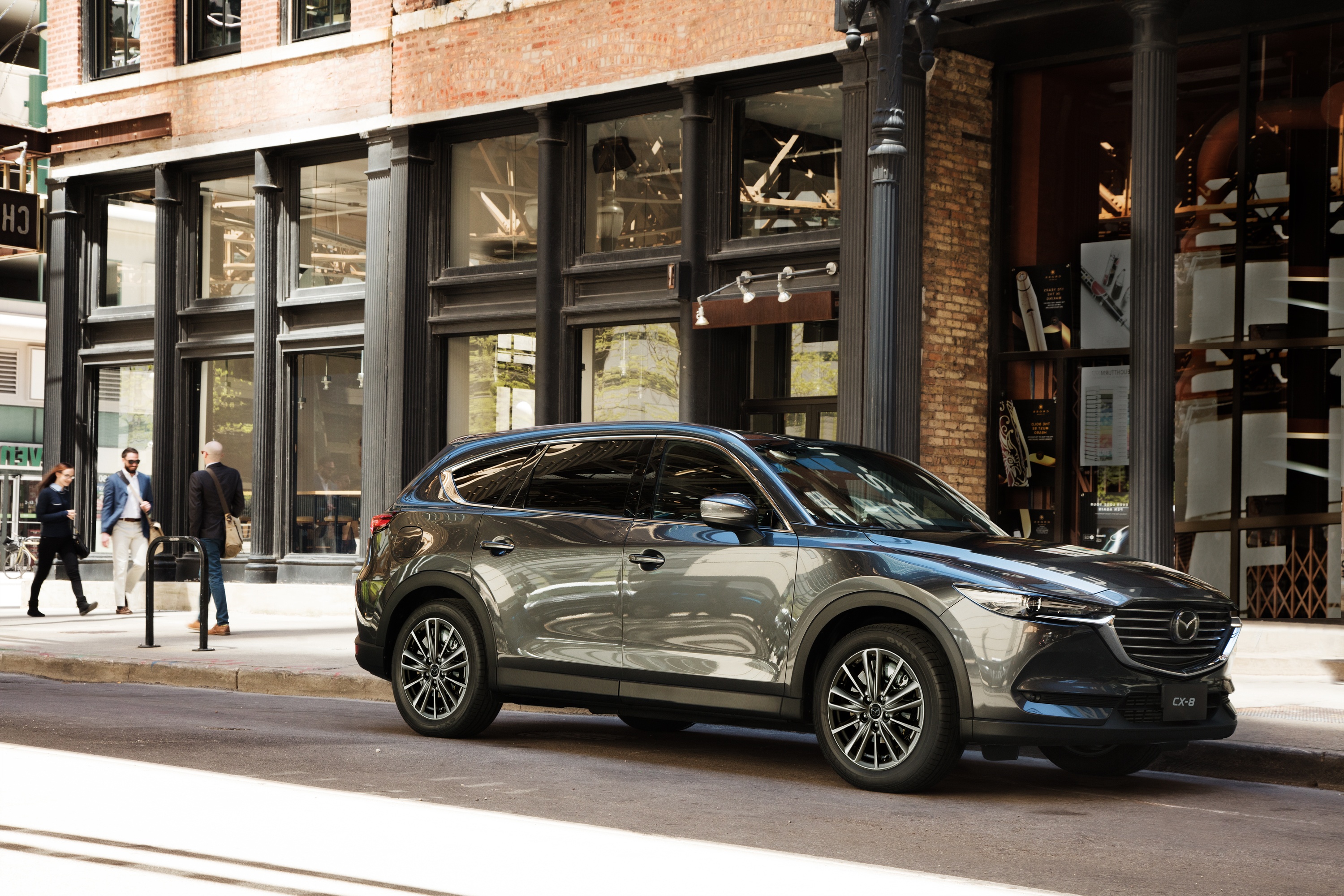 Mazda CX-8 Deluxe - SUV ly tuong tam gia duoi 1,1 ty dong hinh anh