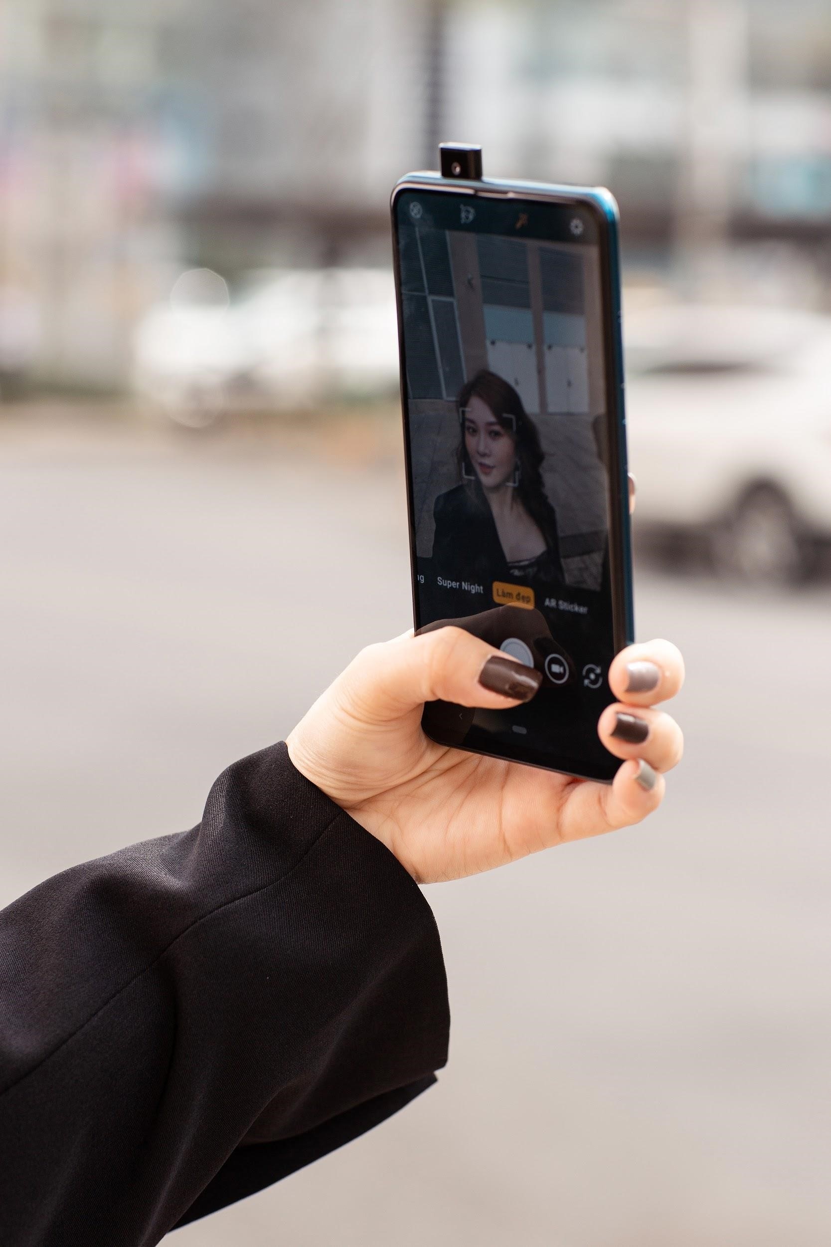 Vsmart Active 3 anh 2