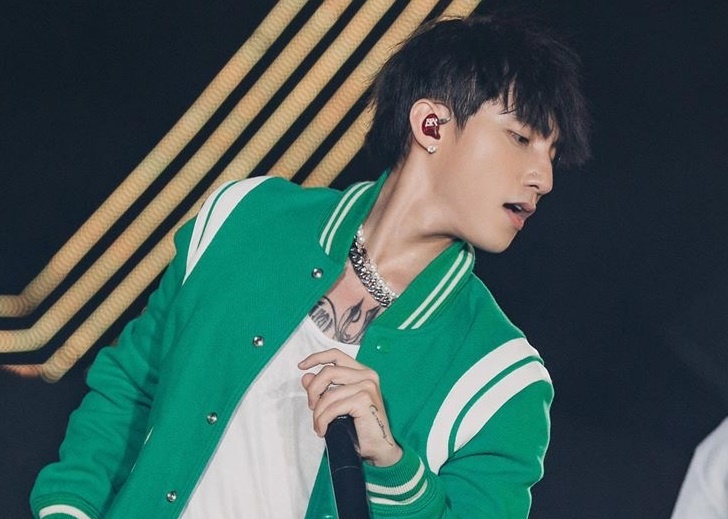 Den san Hang Day 'quay' cung Son Tung, Toc Tien cuoi tuan nay hinh anh