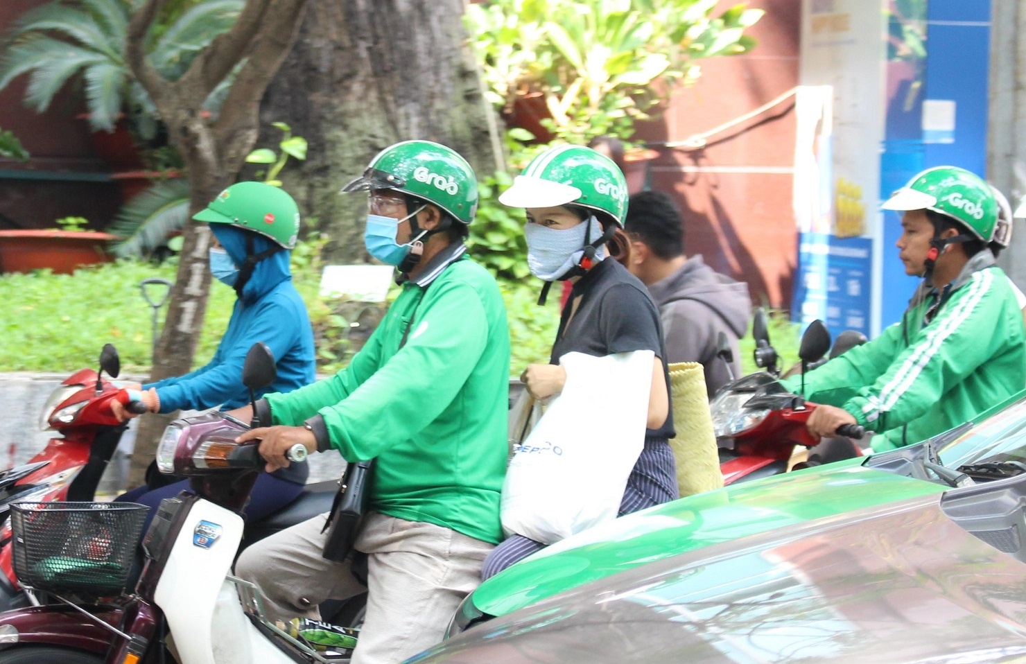 Tai xe cong nghe - lua chon nghe nghiep dan duoc ua chuong hinh anh