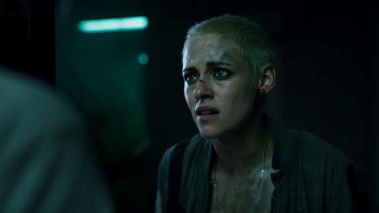 Kristen Stewart de toc hui cua trong bom tan vien tuong ‘Underwater’ hinh anh