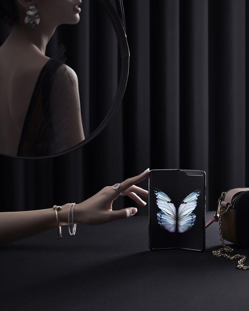 smartphone màn hình gập galaxy fold đắt đỏ ảnh 6 smartphone man hinh gap galaxy fold dat do anh 6