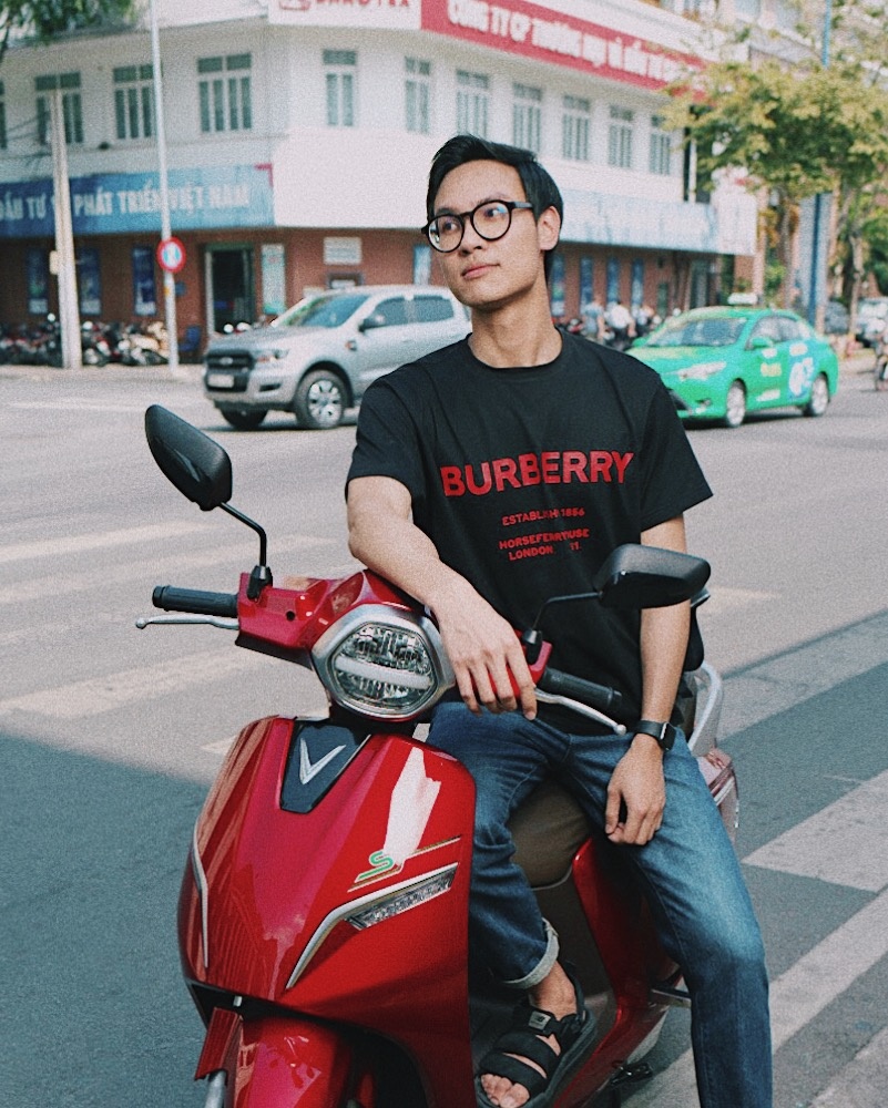 Xe máy điện ảnh 1 Xe may dien anh 1