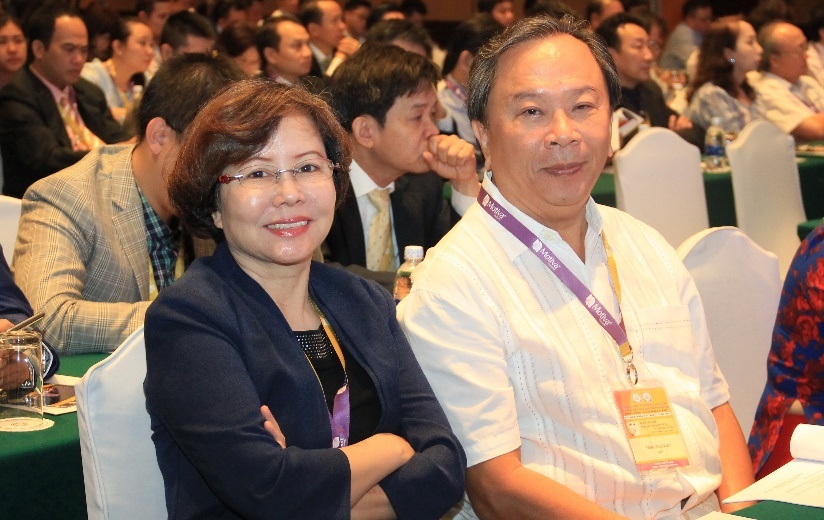 tham my noi khoa anh 3