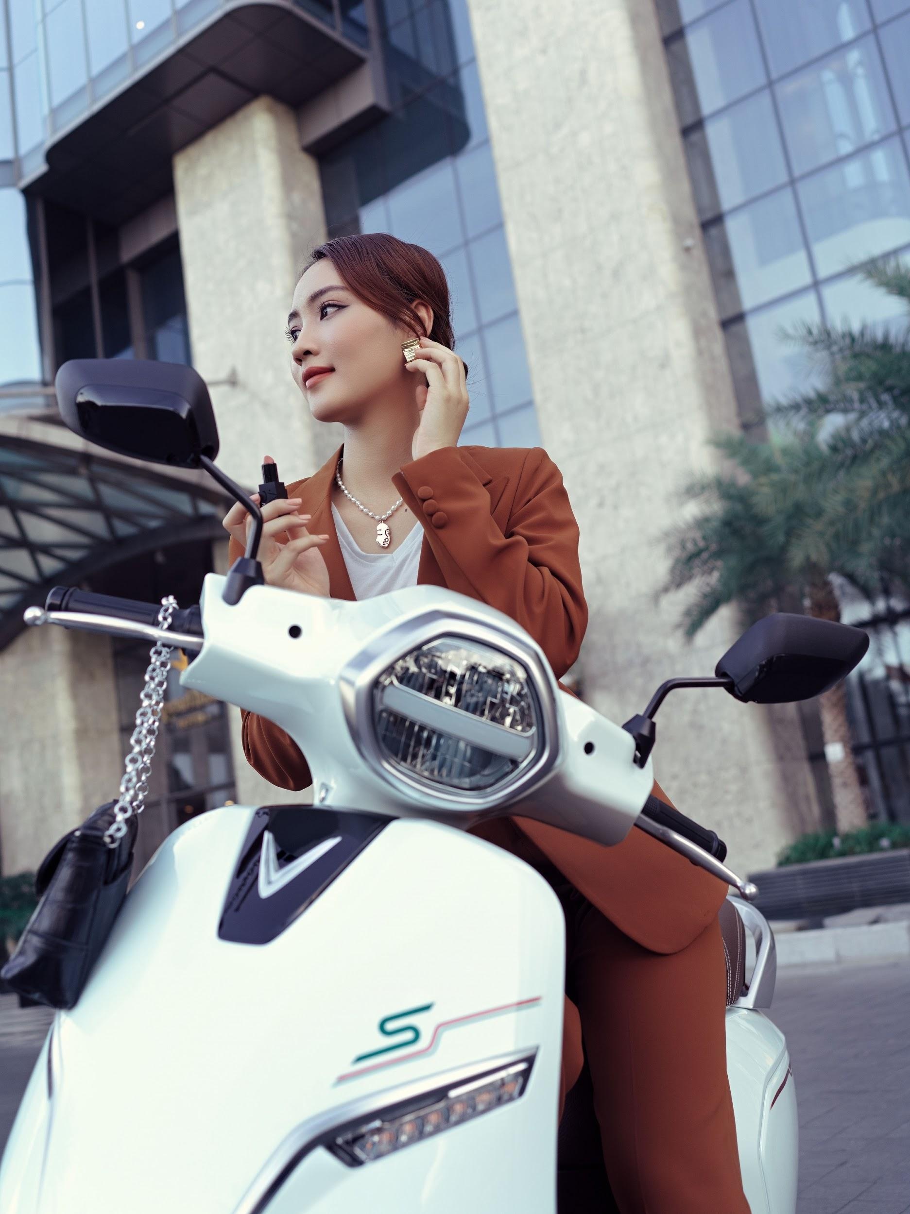 Xe máy điện ảnh 4 Xe may dien anh 4