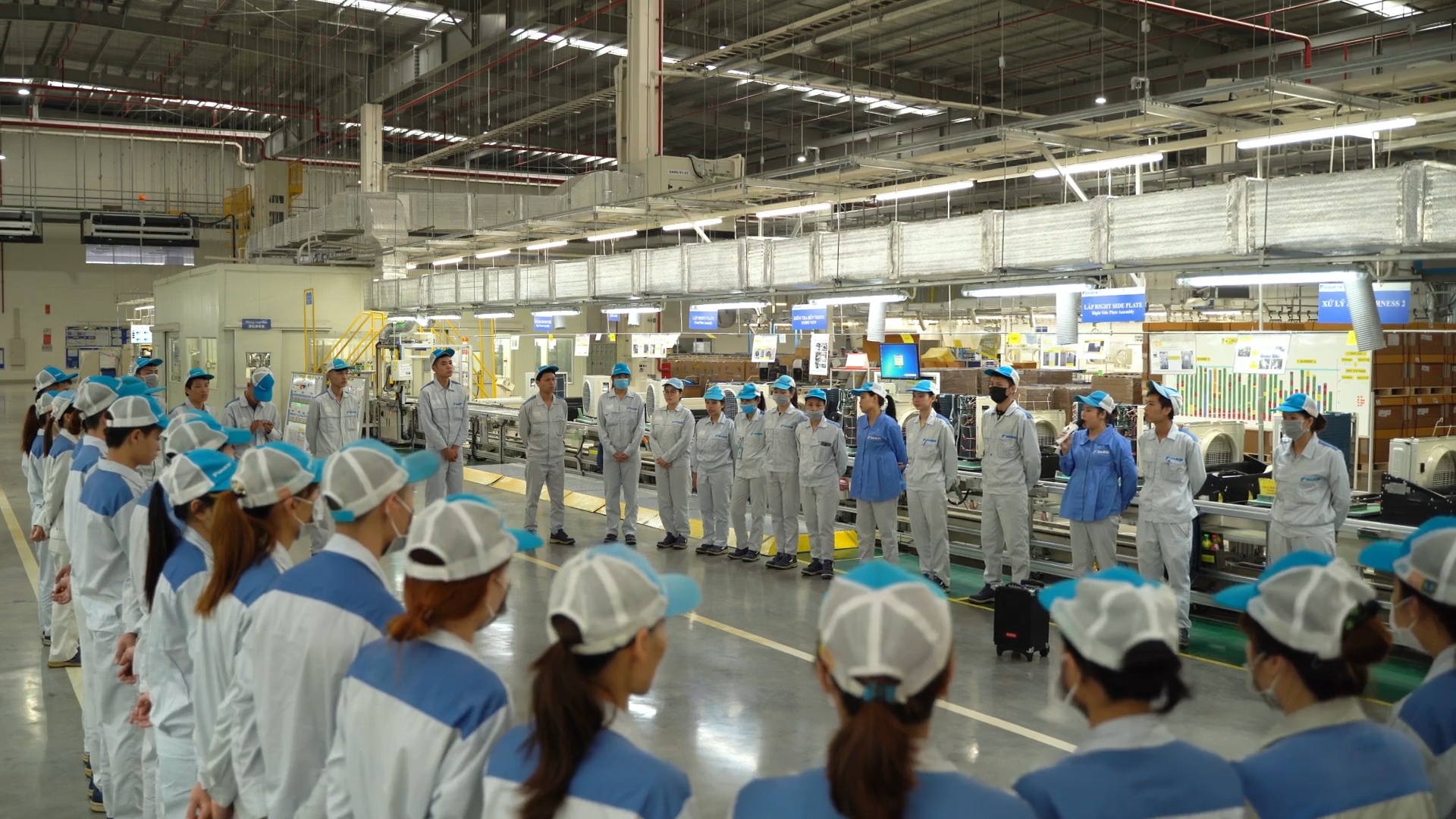 Ohayo Viet Nam anh 1