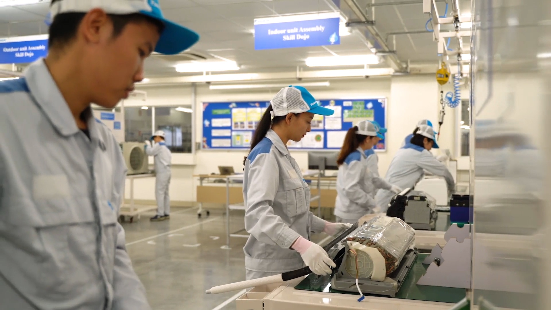 Ohayo Viet Nam anh 2