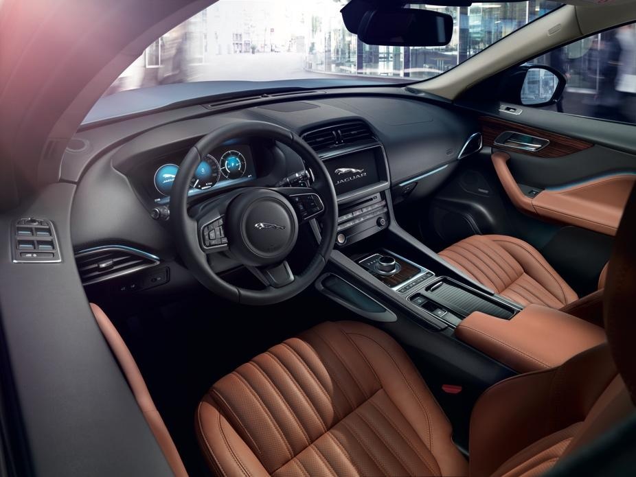 F-Pace ảnh 4 F-Pace anh 4
