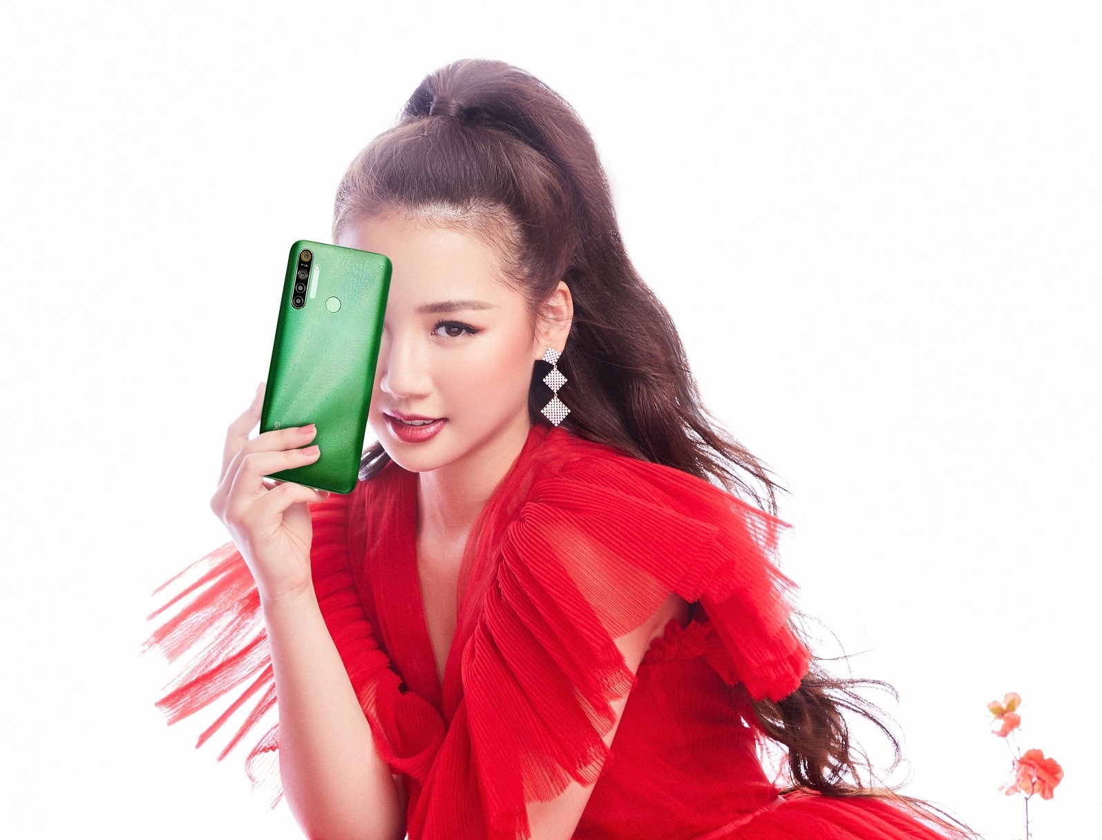 Cach Amee chiem cam tinh tu Millennials suot mot nam qua hinh anh