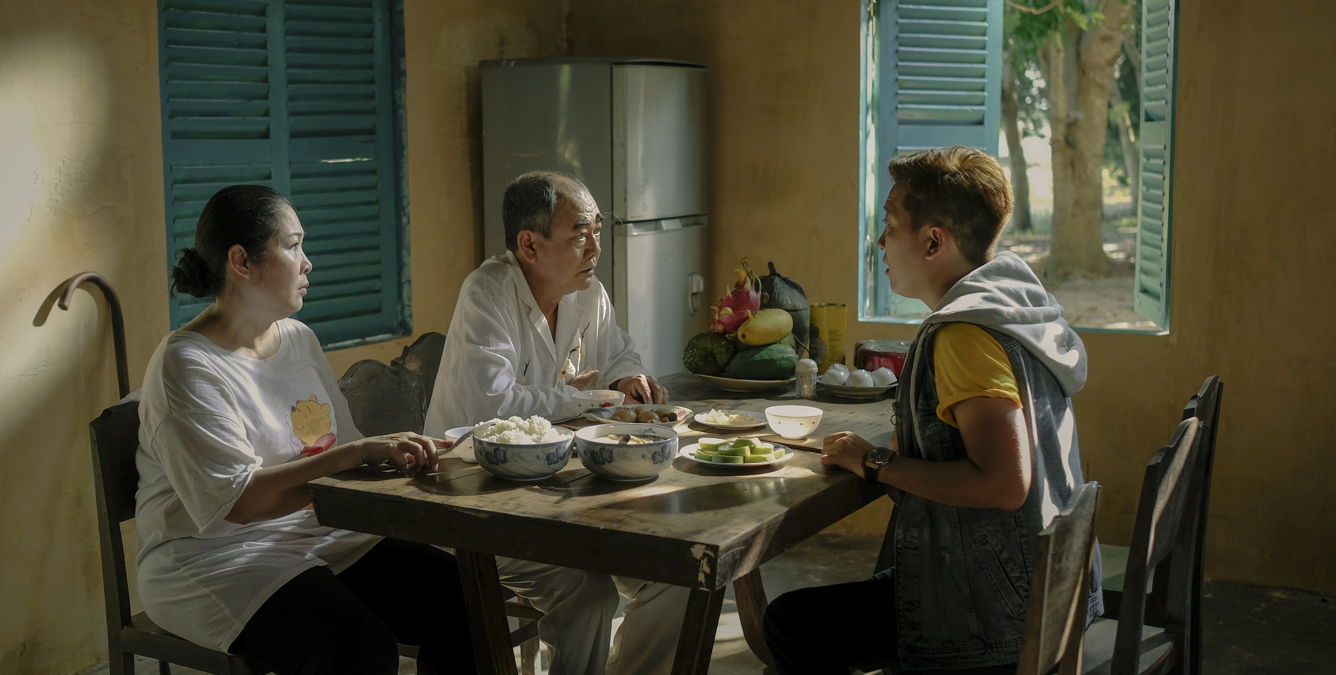 Truong Giang khoc cuoi voi chuyen cha con trong '30 chua phai Tet' hinh anh