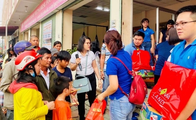 Tap doan Novaland trien khai chuoi hoat dong vi cong dong dip Tet 2020 hinh anh