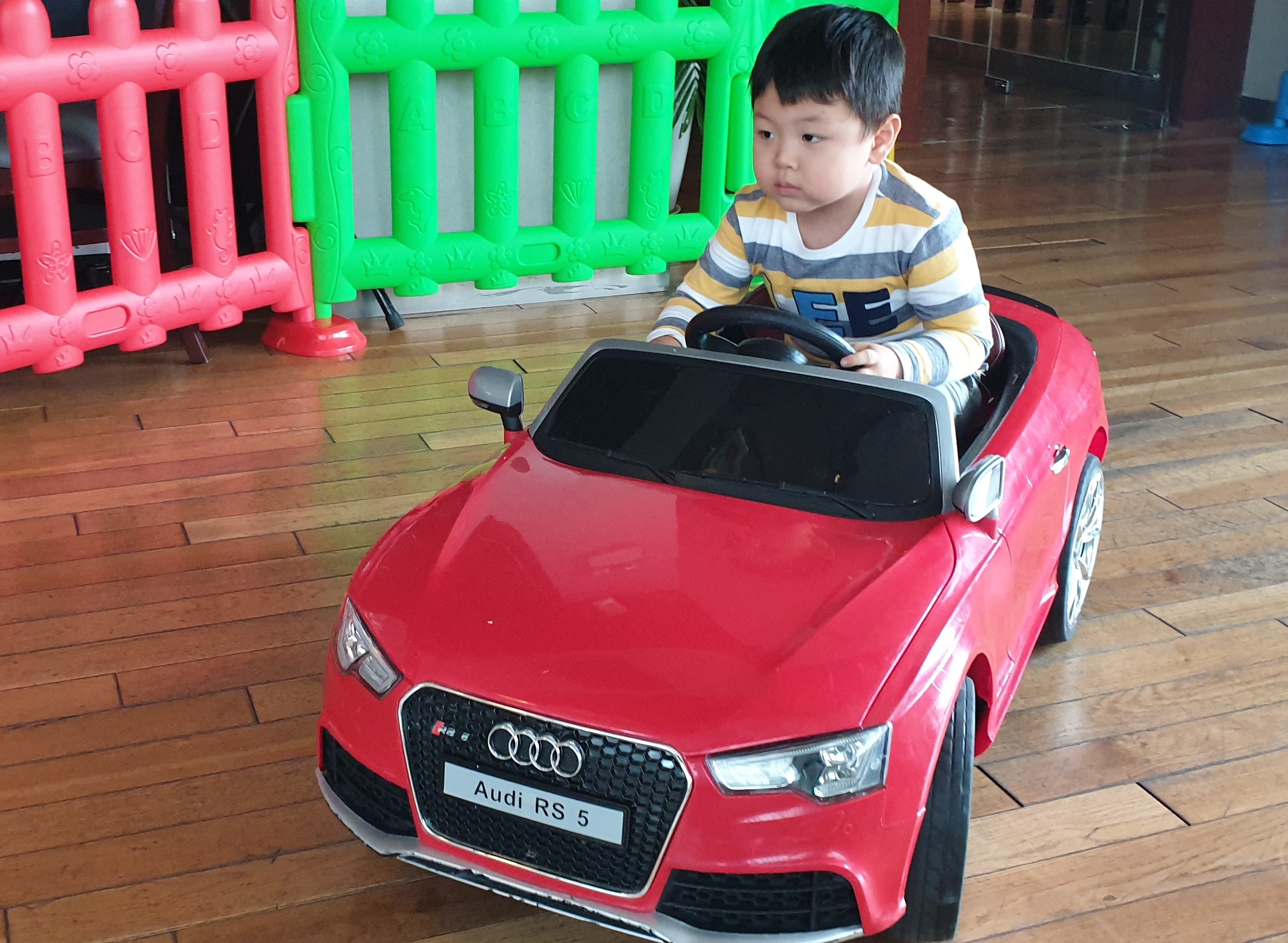 Truong nghi hoc phong chong dich, HDBank to chuc don con nhan vien hinh anh