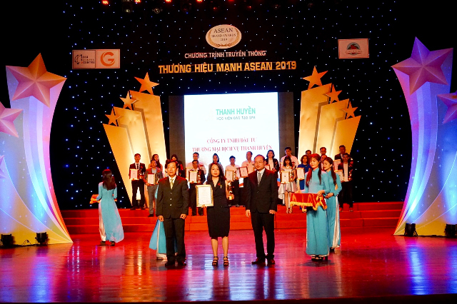 Hoc vien spa Thanh Huyen anh 1