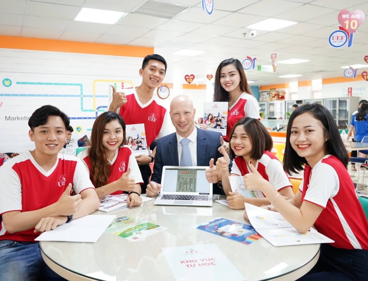 Học bổng ảnh 3 Hoc bong anh 3