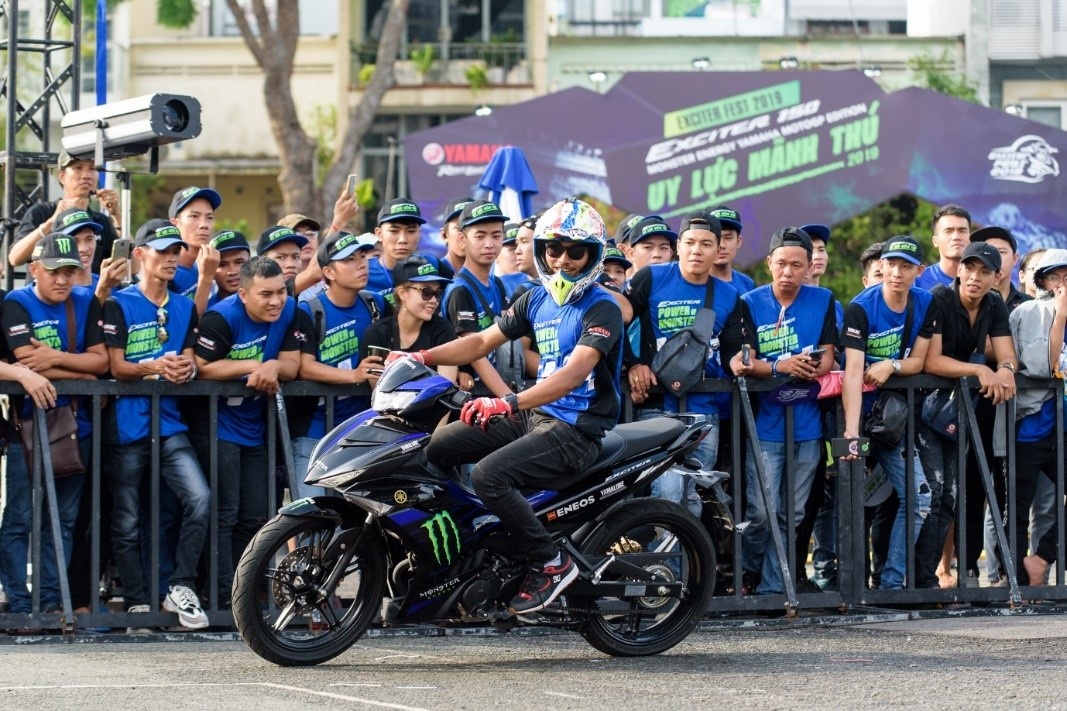 Dau nam, Yamaha li xi den 1,5 trieu cho khach mua xe Exciter, Sirius hinh anh