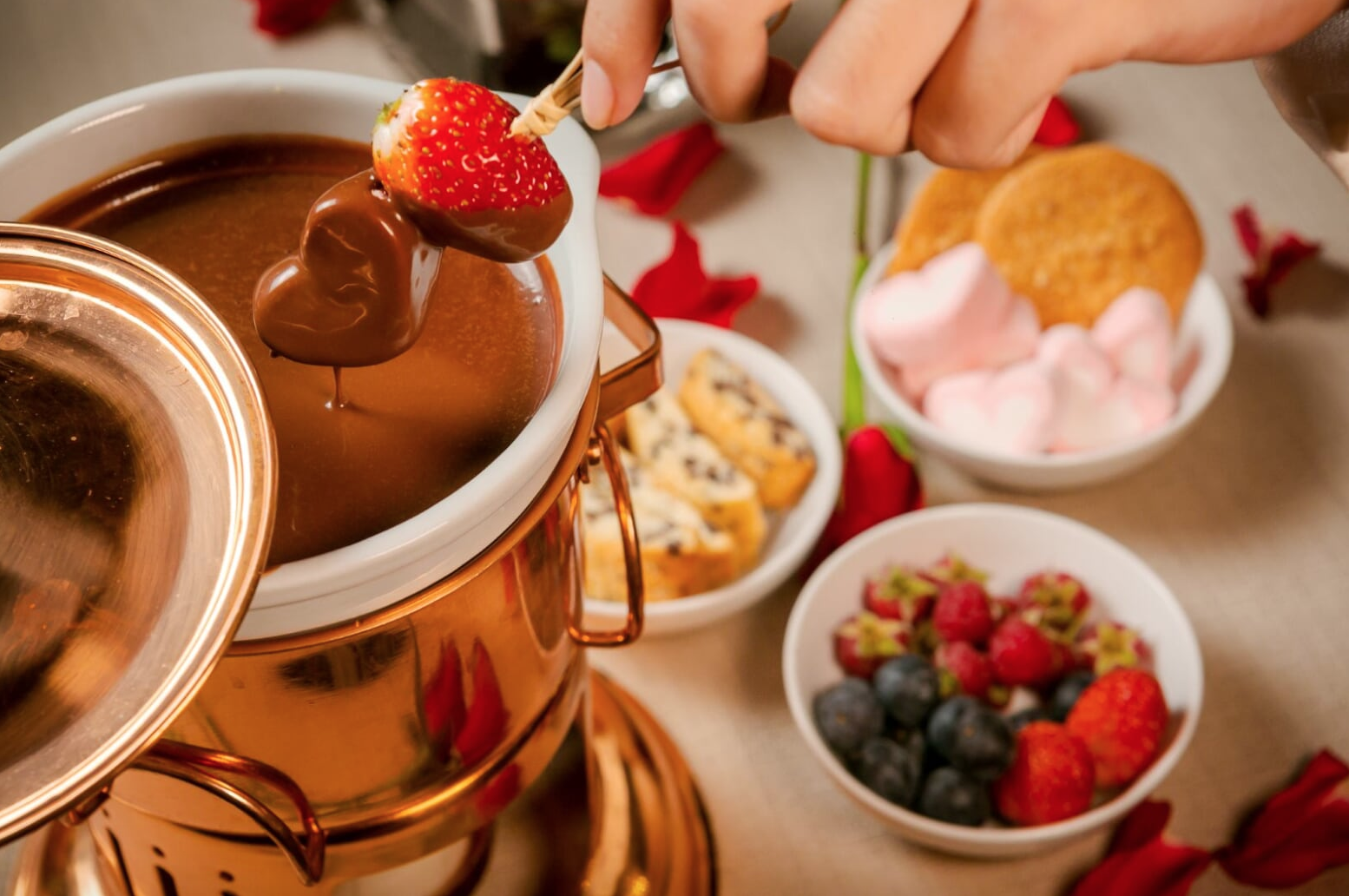 The Reverie Saigon anh 1