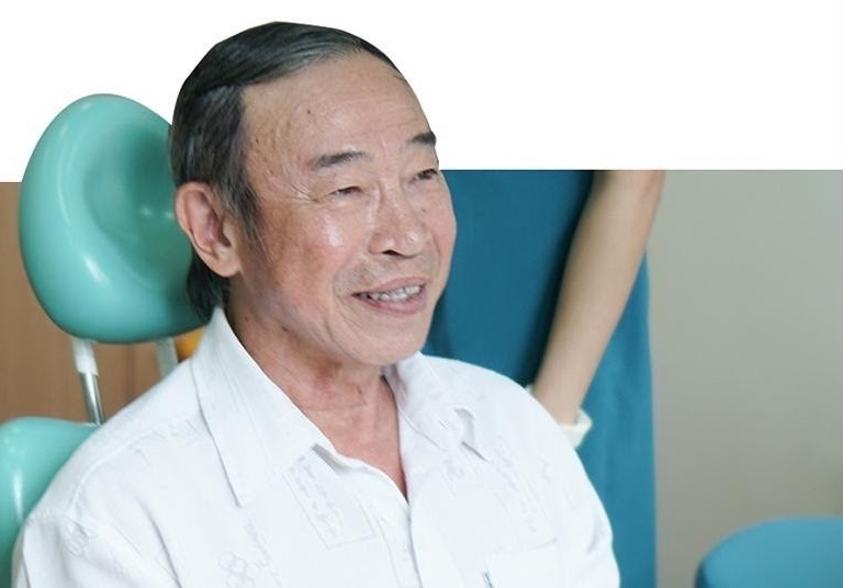 Trai nghiem bat ngo cua nguoi tung so trong rang Implant hinh anh