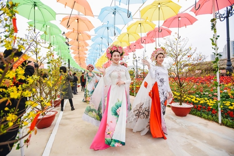 Le hoi hoa xuan anh 6