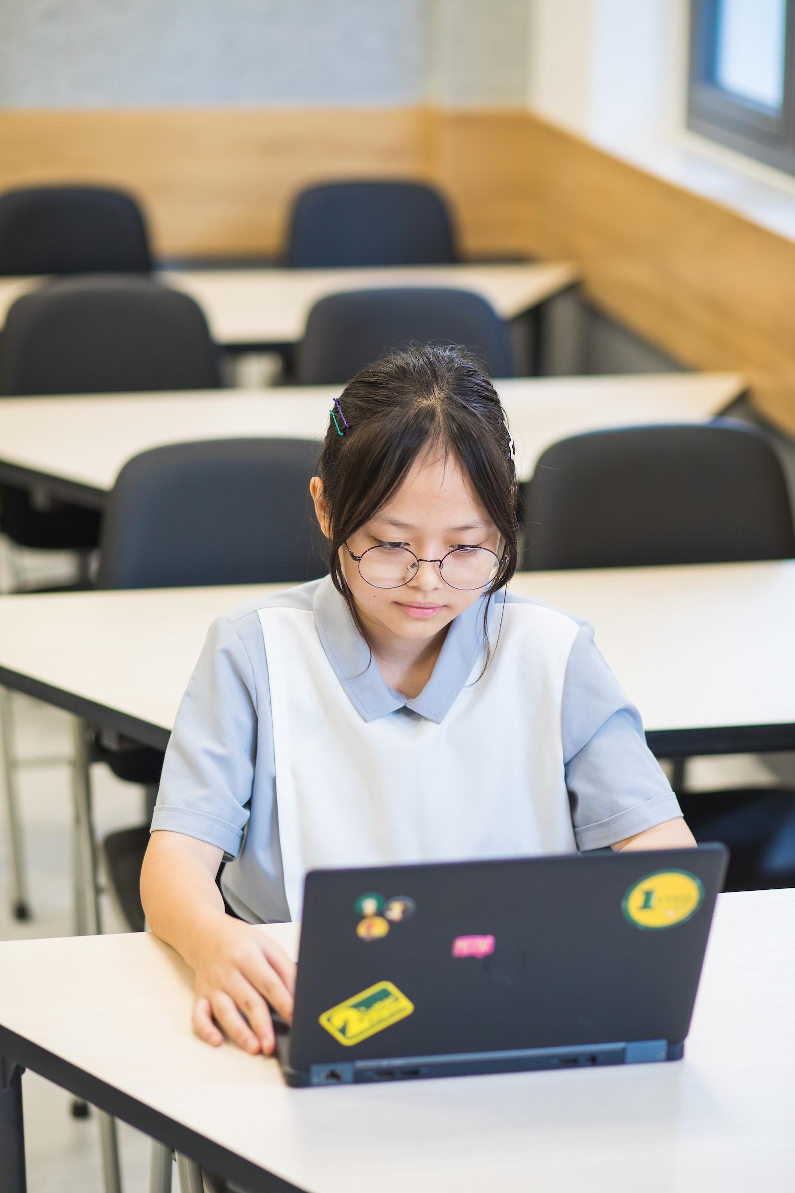 Học trực tuyến ảnh 3 Hoc truc tuyen anh 3