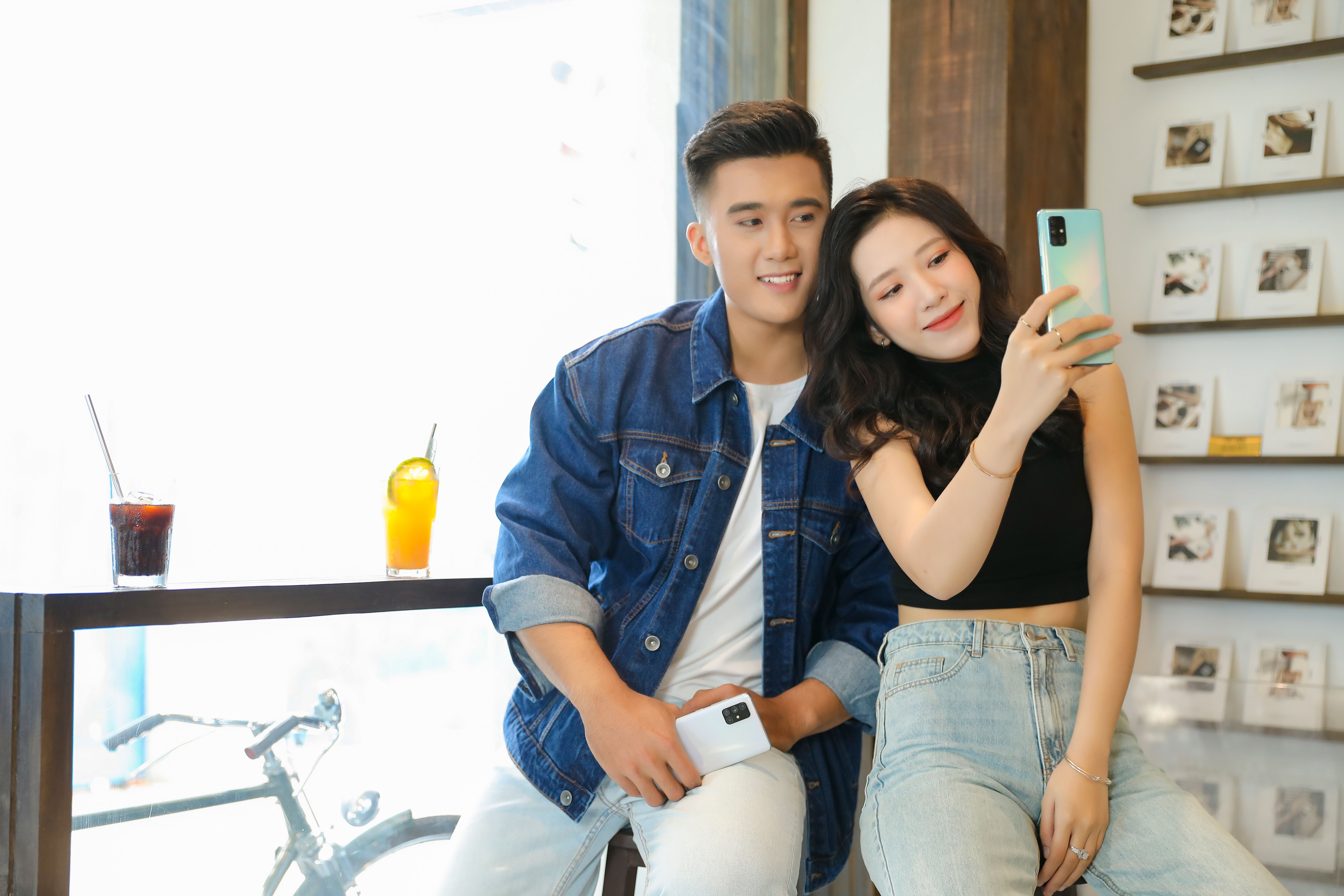 Samsung ảnh 3 Samsung anh 3